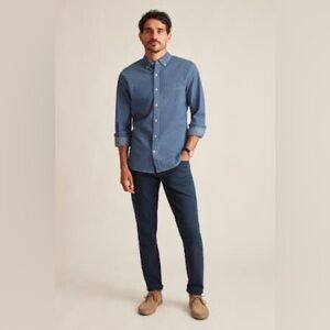 Bonobos travel jeans in 31/28. Like new condition!